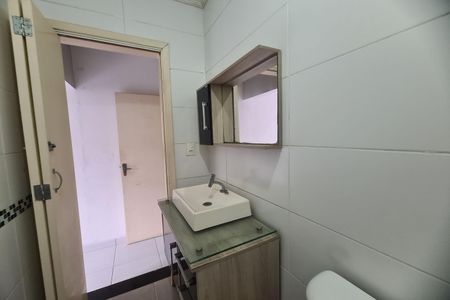 Banheiro da Suíte de casa para alugar com 2 quartos, 140m² em Conjunto Promorar Sapopemba, São Paulo