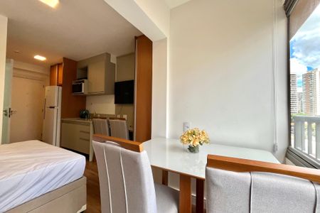 Varanda de kitnet/studio para alugar com 1 quarto, 31m² em Vila Mascote, São Paulo