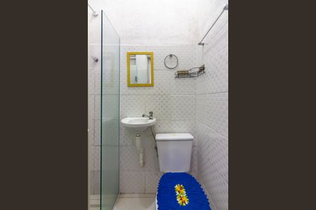 Banheiro de casa para alugar com 1 quarto, 40m² em Metalúrgicos, Osasco