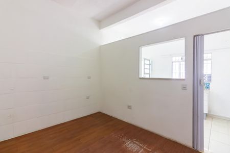 Comodo de casa para alugar com 1 quarto, 40m² em Metalúrgicos, Osasco