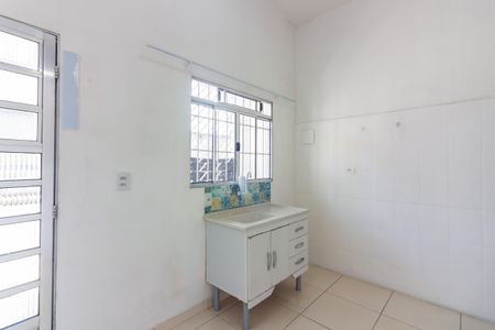 Cozinha de casa para alugar com 1 quarto, 40m² em Metalúrgicos, Osasco