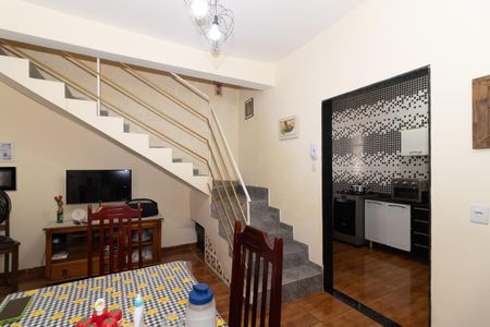 Sala de apartamento para alugar com 2 quartos, 230m² em Campinho, Rio de Janeiro