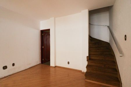Sala de casa à venda com 2 quartos, 125m² em Jardim Franca, São Paulo