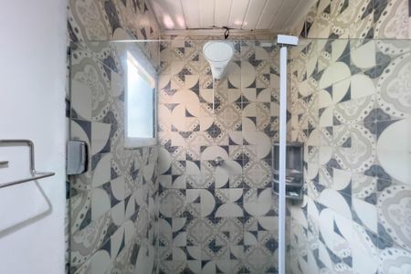 Banheiro de casa de condomínio para alugar com 1 quarto, 20m² em Vila Mariana, São Paulo