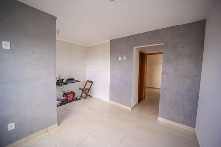 Sala de apartamento para alugar com 2 quartos, 40m² em Vila Londrina, São Paulo