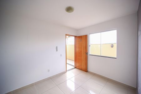 Sala de apartamento para alugar com 2 quartos, 40m² em Vila Londrina, São Paulo