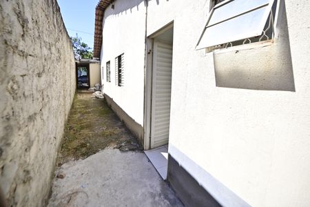 Casa para alugar com 1 quarto, 40m² em Setor Grajaú, Goiânia