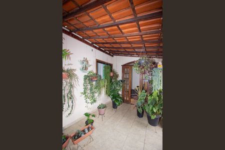 Varanda da Sala de casa à venda com 3 quartos, 248m² em Jardim Laguna, Contagem