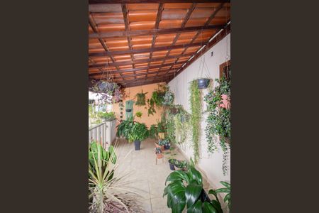 Varanda da Sala de casa à venda com 3 quartos, 248m² em Jardim Laguna, Contagem