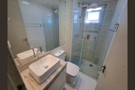 Banheiro de apartamento à venda com 2 quartos, 48m² em Padroeira, Osasco