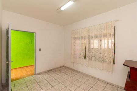 Sala de casa para alugar com 1 quarto, 90m² em Capão do Embira, São Paulo