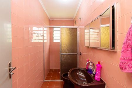 Banheiro de casa para alugar com 1 quarto, 90m² em Capão do Embira, São Paulo