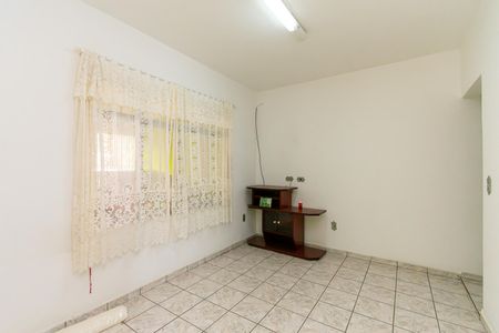 Sala de casa para alugar com 1 quarto, 90m² em Capão do Embira, São Paulo
