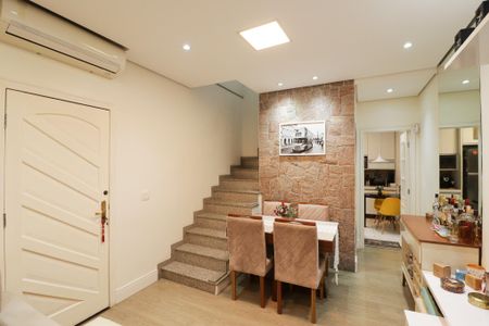 Sala de casa à venda com 2 quartos, 85m² em Sítio do Morro, São Paulo