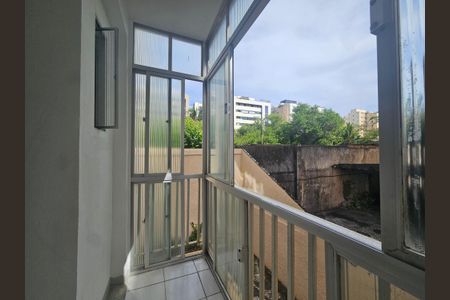 varanda de apartamento para alugar com 3 quartos, 33m² em Pituba, Salvador
