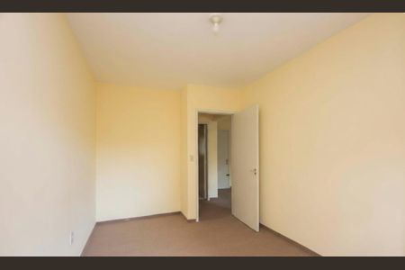 Quarto de apartamento à venda com 1 quarto, 50m² em Jardim São Pedro, Porto Alegre