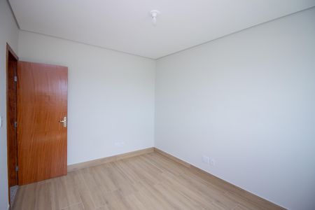 Quarto 1 de apartamento para alugar com 2 quartos, 53m² em Tijuca, Contagem