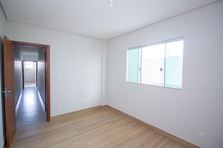 Quarto 2 de apartamento para alugar com 2 quartos, 53m² em Tijuca, Contagem