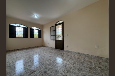 Casa à venda com 3 quartos, 197m² em Alípio de Melo, Belo Horizonte