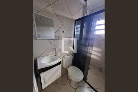 Banheiro de apartamento para alugar com 2 quartos, 52m² em Conjunto Habitacional Teotonio Vilela, São Paulo
