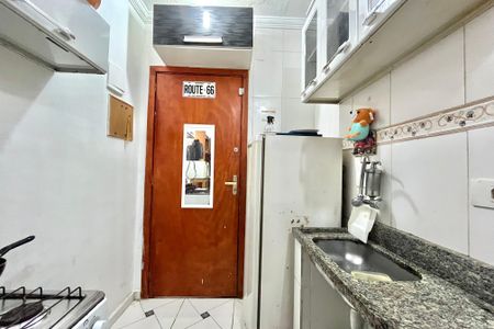 Cozinha de kitnet/studio à venda com 1 quarto, 18m² em Cidade Vargas, São Paulo