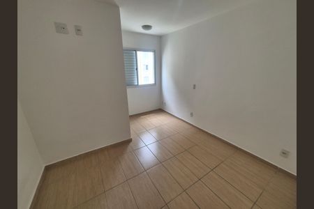 Apartamento à venda com 3 quartos, 77m² em Jardim Cláudia, São Paulo