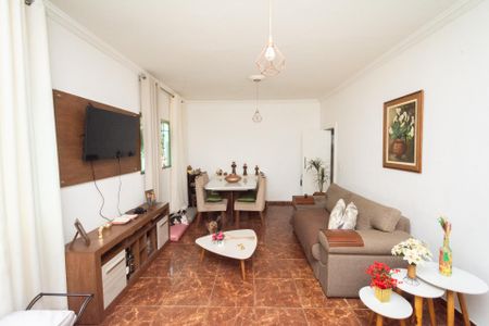 Sala de casa à venda com 3 quartos, 202m² em Diamante, Belo Horizonte