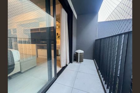 Varanda de kitnet/studio para alugar com 1 quarto, 32m² em Menino Deus, Porto Alegre