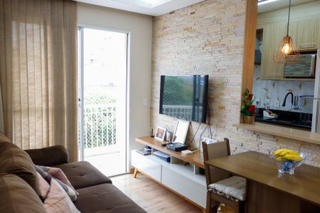 sala de apartamento para alugar com 2 quartos, 48m² em Santa Maria, Osasco