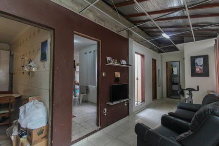 Casa para alugar com 3 quartos, 110m² em Vila Bancaria, São Paulo