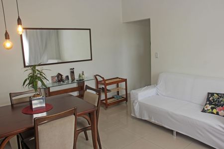 Sala de apartamento para alugar com 3 quartos, 131m² em Encruzilhada, Santos