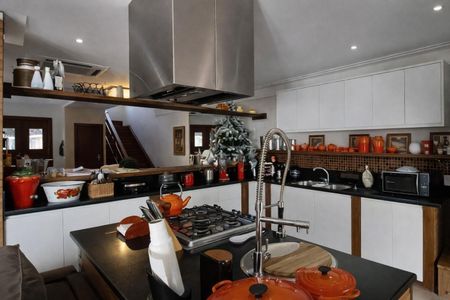 Sala de casa para alugar com 4 quartos, 330m² em Tristeza, Porto Alegre