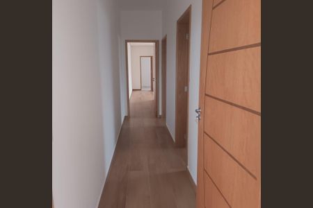 Casa de Condomínio para alugar com 3 quartos, 200m² em Parque Mirante da Mata, Cotia