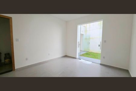 Apartamento para alugar com 3 quartos, 130m² em Parque Jardim Itaú, Vespasiano