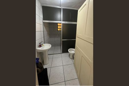 Banheiro de casa à venda com 4 quartos, 220m² em Jardim Santa Vicencia, Guarulhos