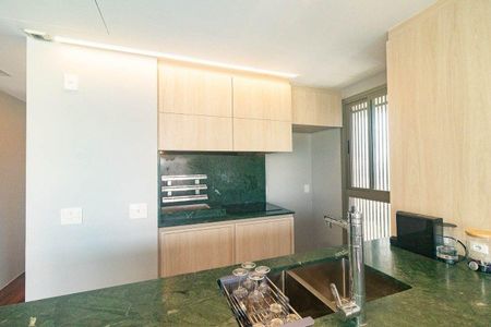 Cozinha de apartamento para alugar com 2 quartos, 93m² em Moinhos de Vento, Porto Alegre