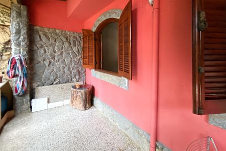 Varanda de casa à venda com 3 quartos, 400m² em Cidade Nova, Belo Horizonte