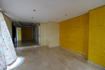 Sala de apartamento para alugar com 3 quartos, 140m² em Vila Indiana, São Paulo
