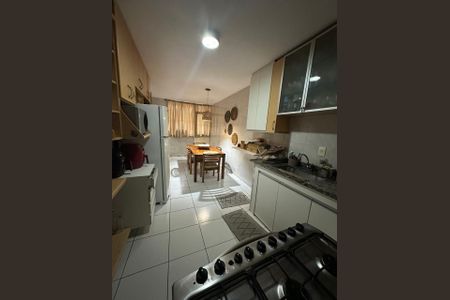 Cozinha de casa para alugar com 3 quartos, 360m² em Moquetá, Nova Iguaçu