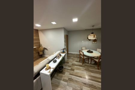 Sala de casa para alugar com 3 quartos, 360m² em Moquetá, Nova Iguaçu