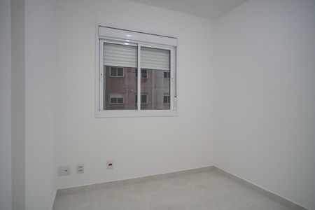 Quarto 1 de apartamento para alugar com 2 quartos, 58m² em Farrapos, Porto Alegre