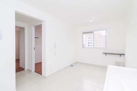 Sala/Cozinha de apartamento para alugar com 2 quartos, 32m² em Jardim Soares, São Paulo