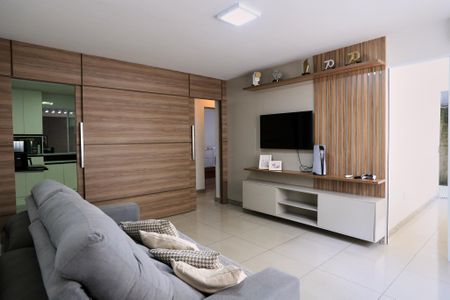 Sala de apartamento à venda com 2 quartos, 136m² em Pirajá, Belo Horizonte