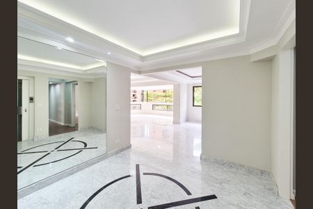 Apartamento para alugar com 3 quartos, 242m² em Indianópolis, São Paulo