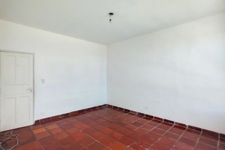 Sala de apartamento para alugar com 2 quartos, 70m² em Guilhermina, Praia Grande