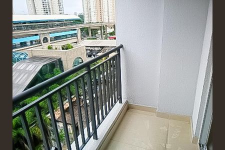 Varanda de kitnet/studio à venda com 1 quarto, 22m² em Vila Ema, São Paulo