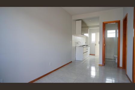 Sala de casa de condomínio à venda com 2 quartos, 49m² em Restinga, Porto Alegre