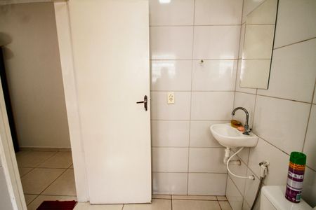 Banheiro da Suíte 1 de casa para alugar com 4 quartos, 120m² em Maracanã, Praia Grande