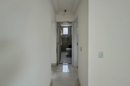 Corredor de apartamento para alugar com 3 quartos, 73m² em Santa Cruz, Belo Horizonte