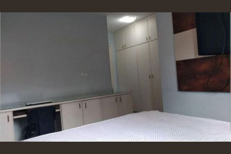 Casa à venda com 4 quartos, 205m² em Vila Suzana, São Paulo